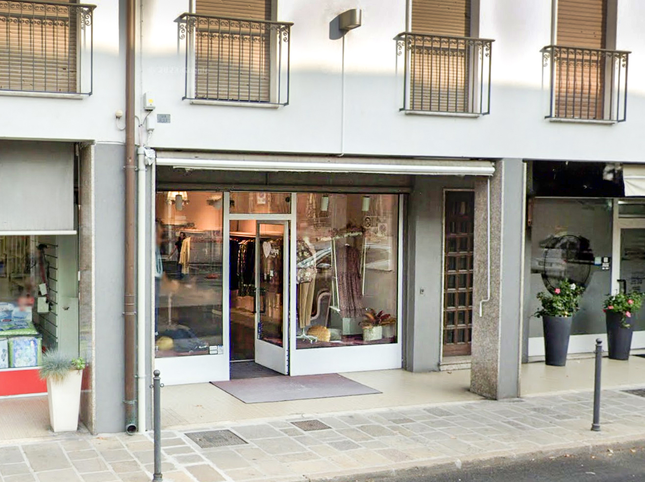 DOLO Negozio di 130mq di fronte al Municipio